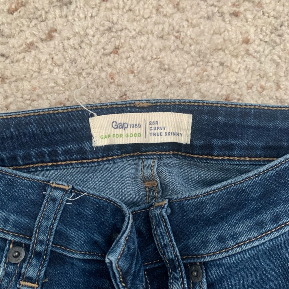 Gap Curvy True Skinny Jeans
